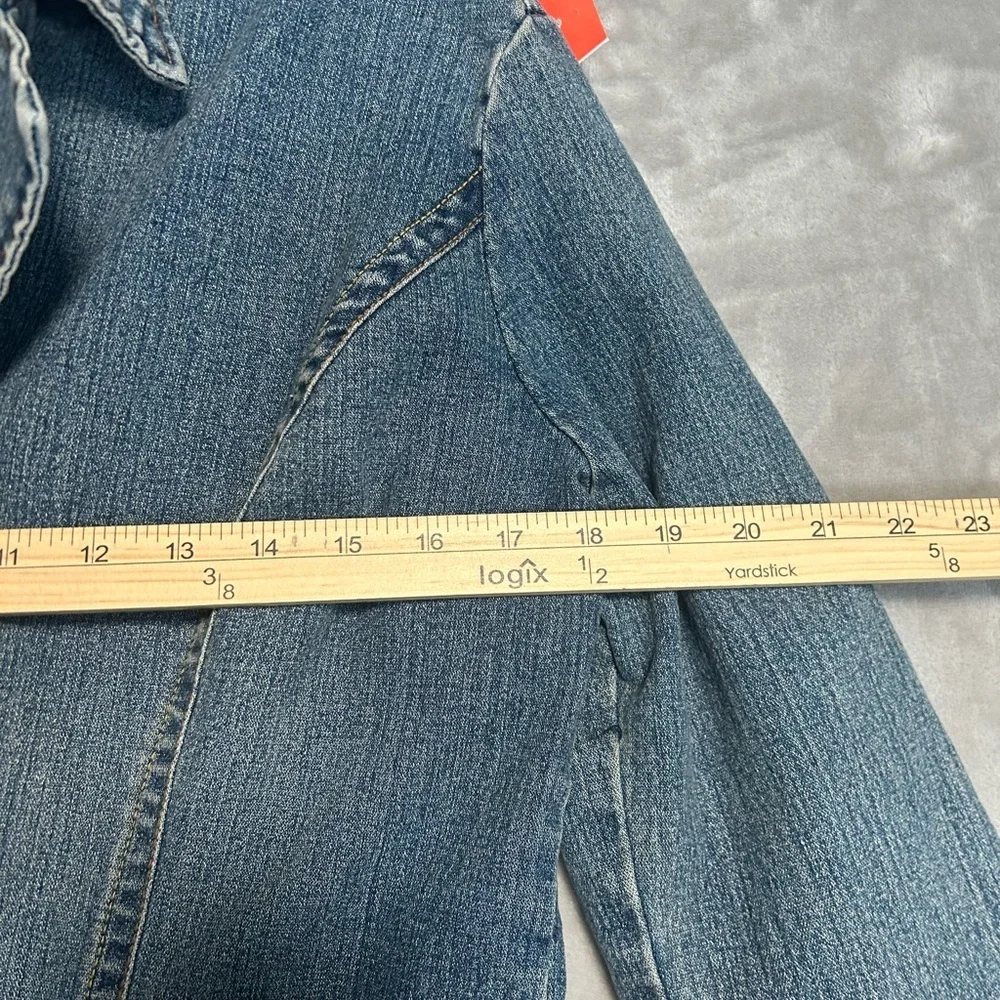 Z Cavaricci Vintage Denim Jacket Women’s Large Buttons